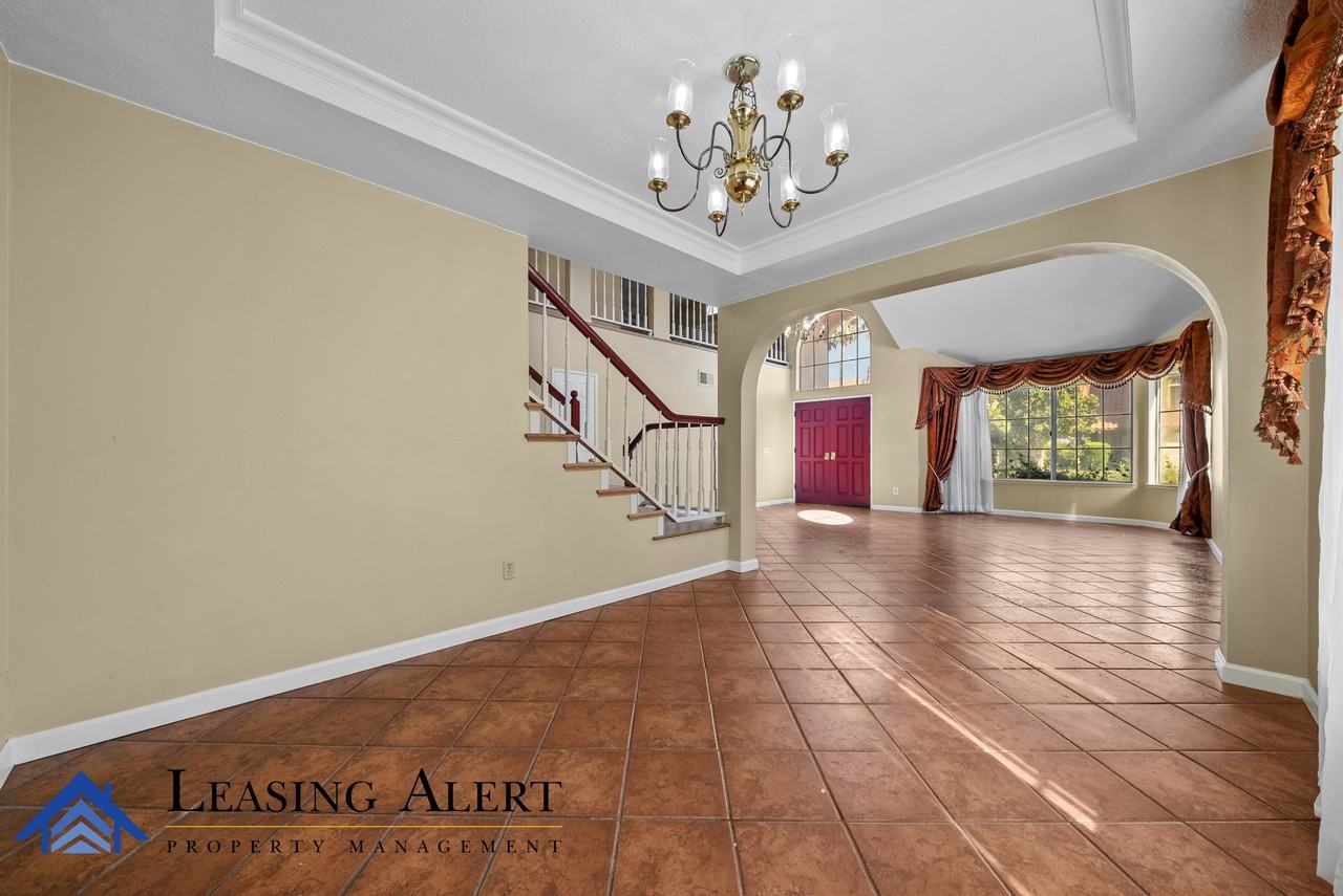 28801 Shadow Valley Lane #1 - Photo 3 of 19