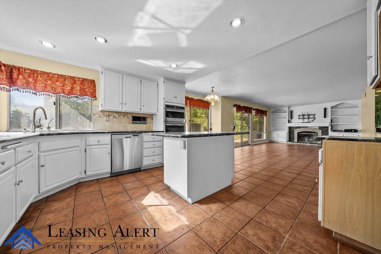 28801 Shadow Valley Lane #1 - Photo 5 of 19