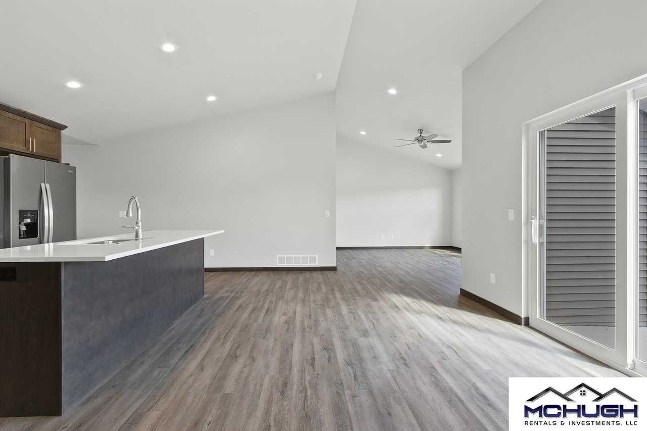 1608 Liberty Avenue #1 - Photo 5 of 18