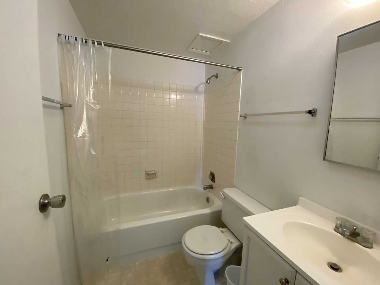 1422 Ninth West Avenue #B - Photo 4 of 9