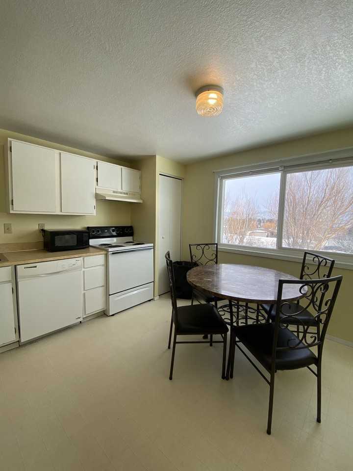 1422 Ninth West Avenue #B - Photo 5 of 9