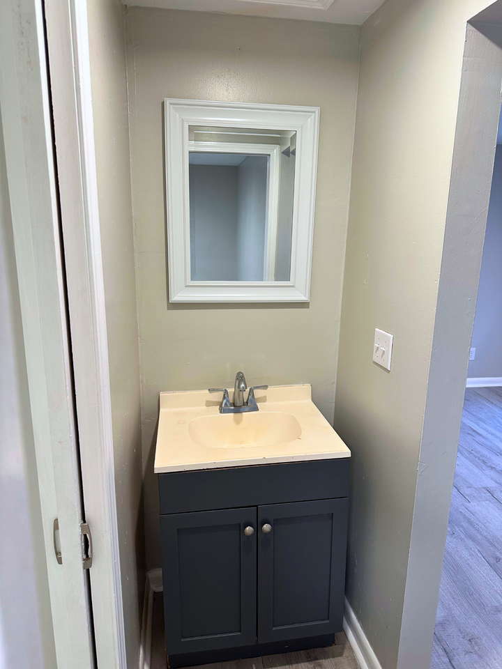 1152 Texas St - Photo 5 of 13