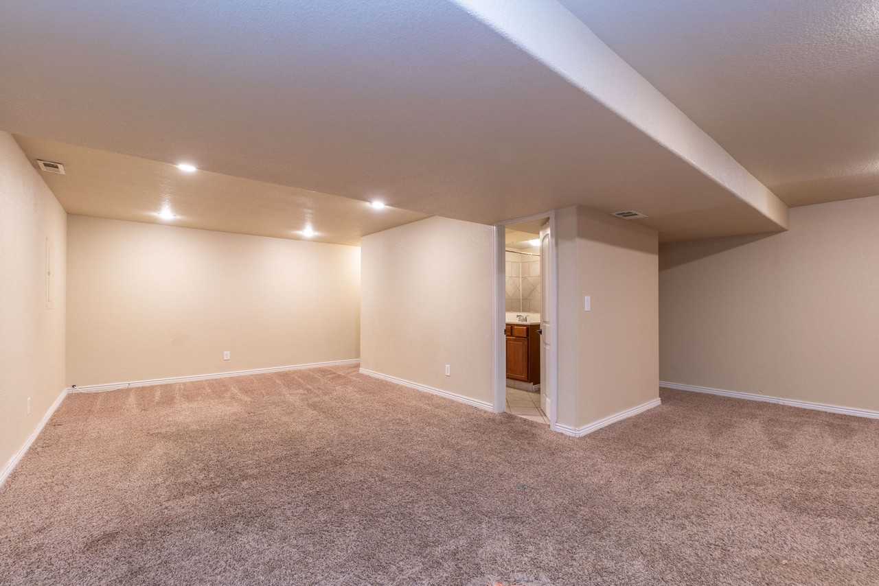 9864 Pennsylvania Drive #B - Photo 2 of 13