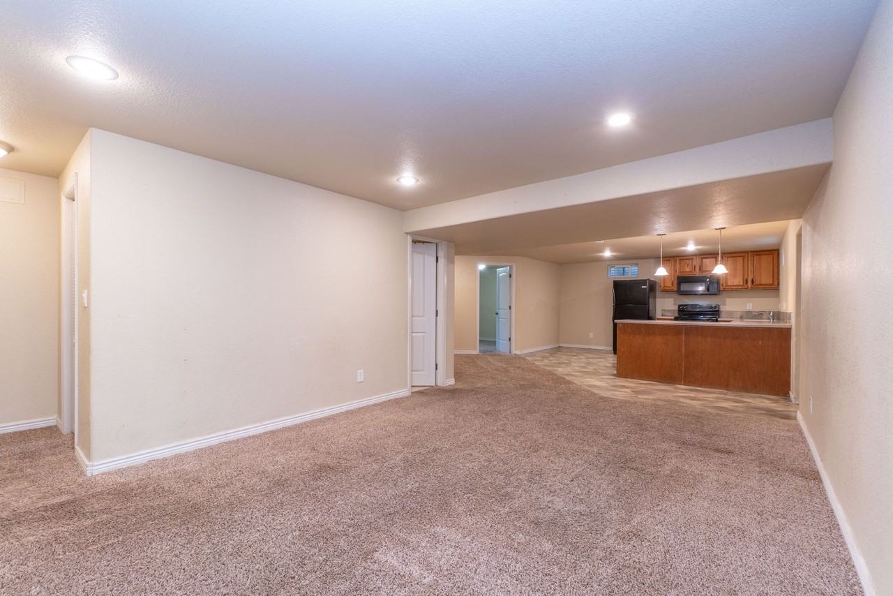 9864 Pennsylvania Drive #B - Photo 3 of 13