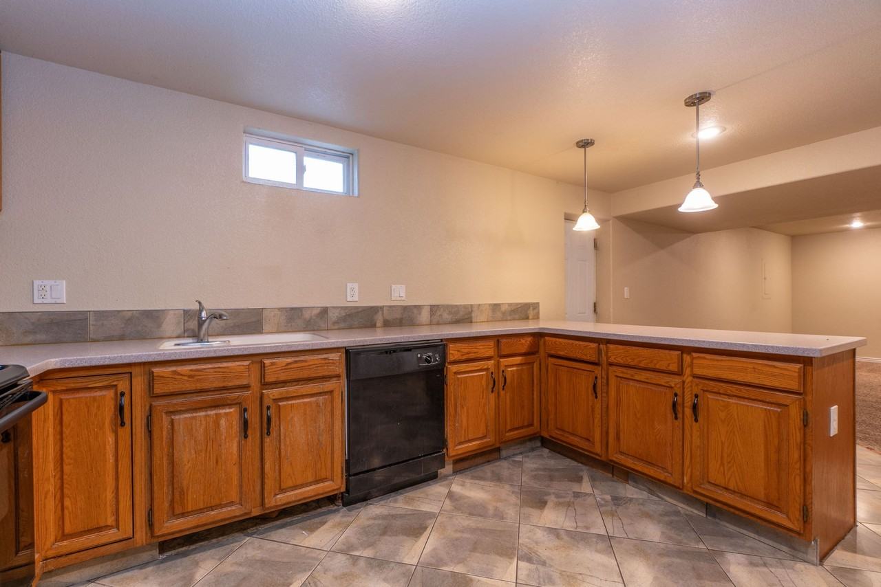 9864 Pennsylvania Drive #B - Photo 7 of 13