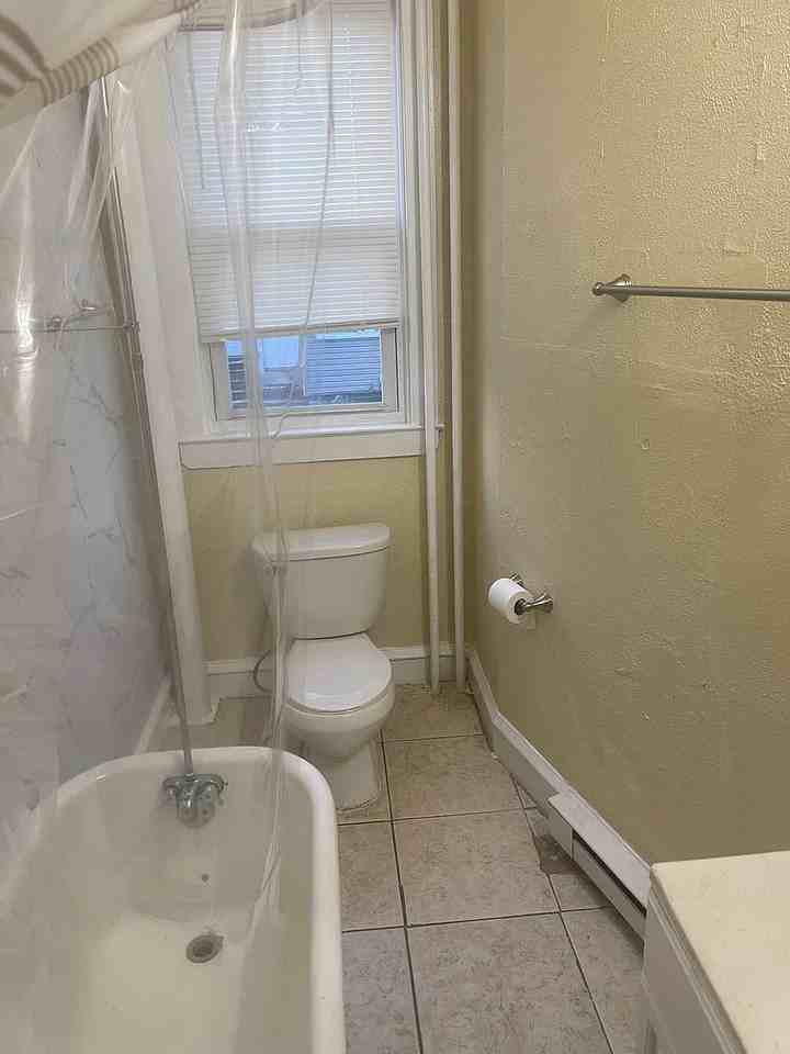 430 Folcroft Avenue #2 - Photo 4 of 10