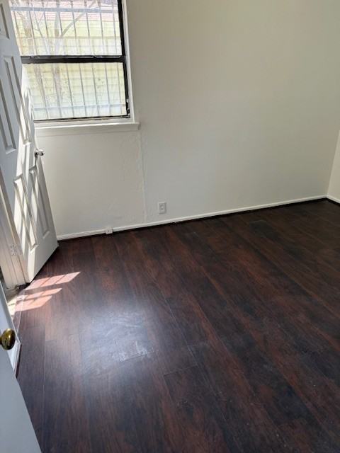 1508 Parkdale Dr #1 - Photo 5 of 10