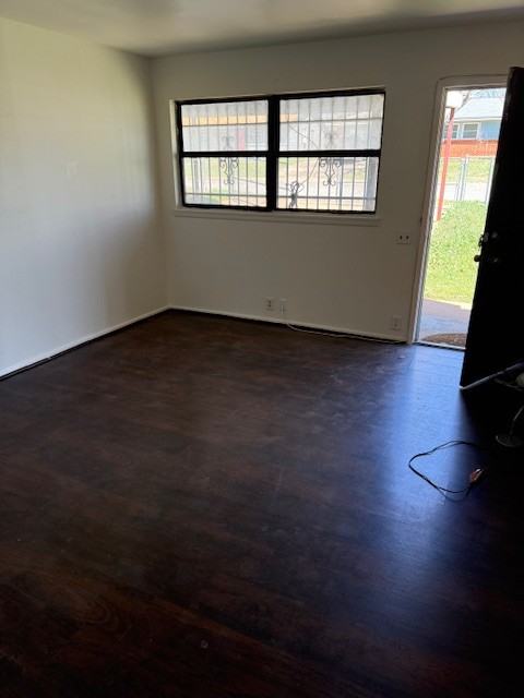 1508 Parkdale Dr #1 - Photo 7 of 10