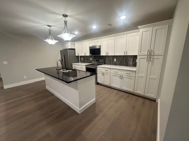 112 Beechwood Lane - Photo 4 of 17