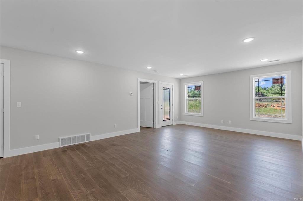 112 Beechwood Lane - Photo 7 of 17