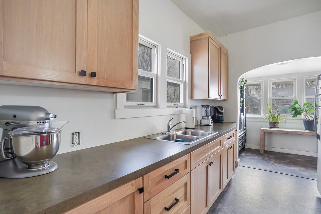 1009 8th Street #1 - Photo 3 of 7