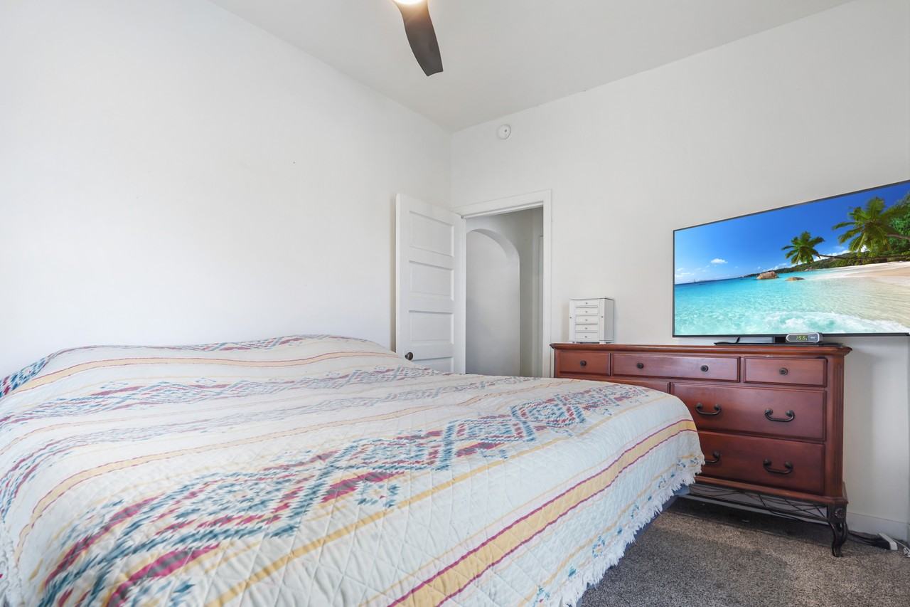 1009 8th Street #1 - Photo 4 of 7