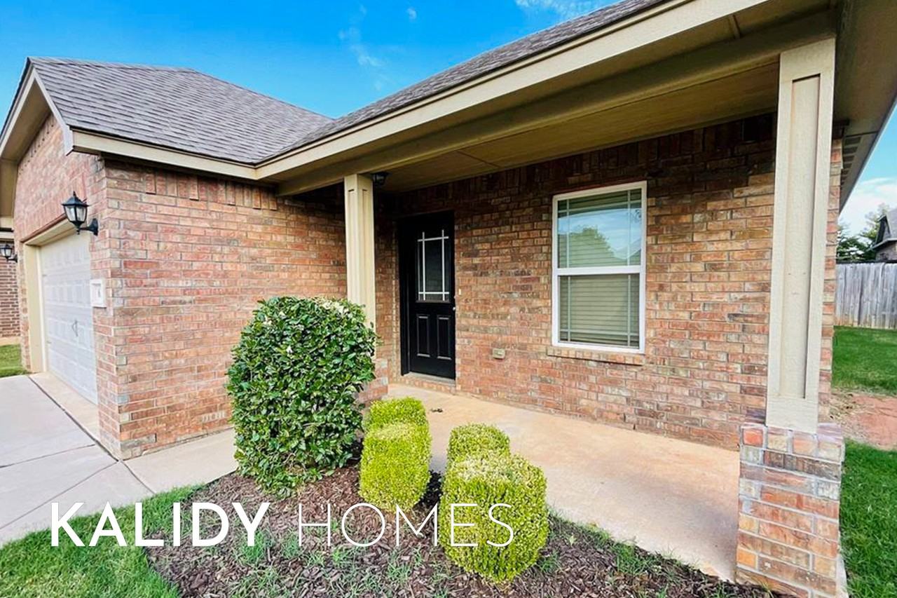 621 Christian Ln #1 - Photo 2 of 34