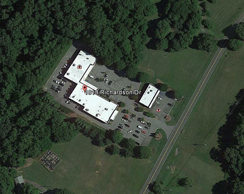 1818 Richardson Dr #B - Photo 3 of 5