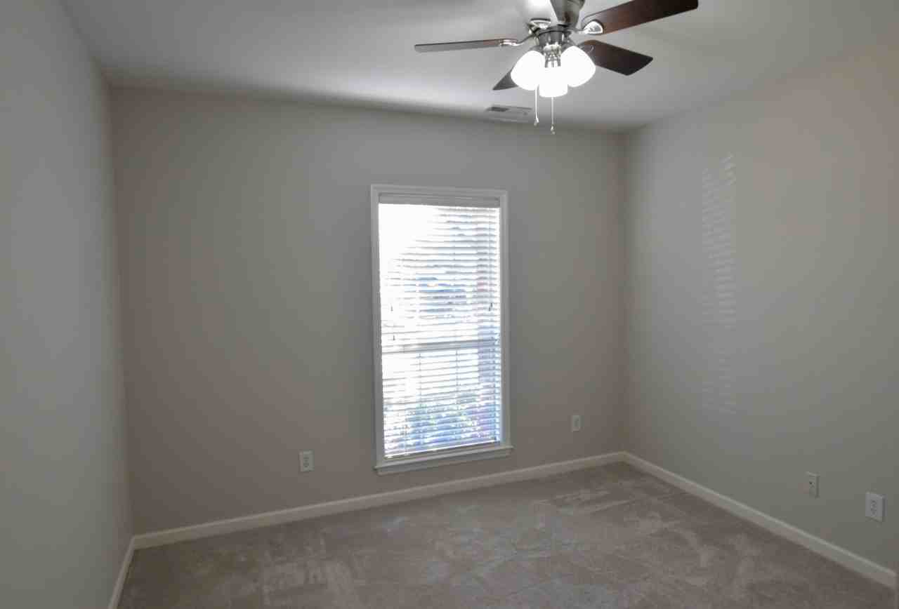 118 Canterbury Drive #1 - Photo 7 of 29