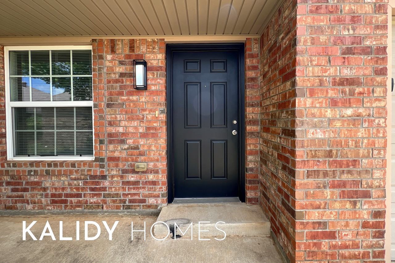 6140 Cielo Terrace #1 - Photo 2 of 25