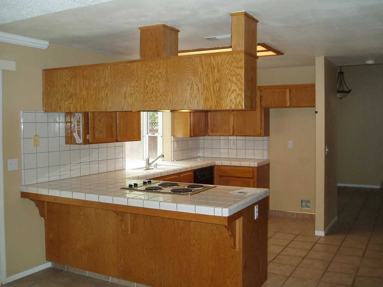 1763 East Goshen Avenue #1 - Photo 3 of 4