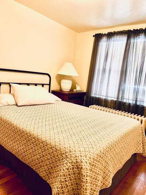 430 1/2 Elias Ave #430-1-2 - Photo 5 of 23
