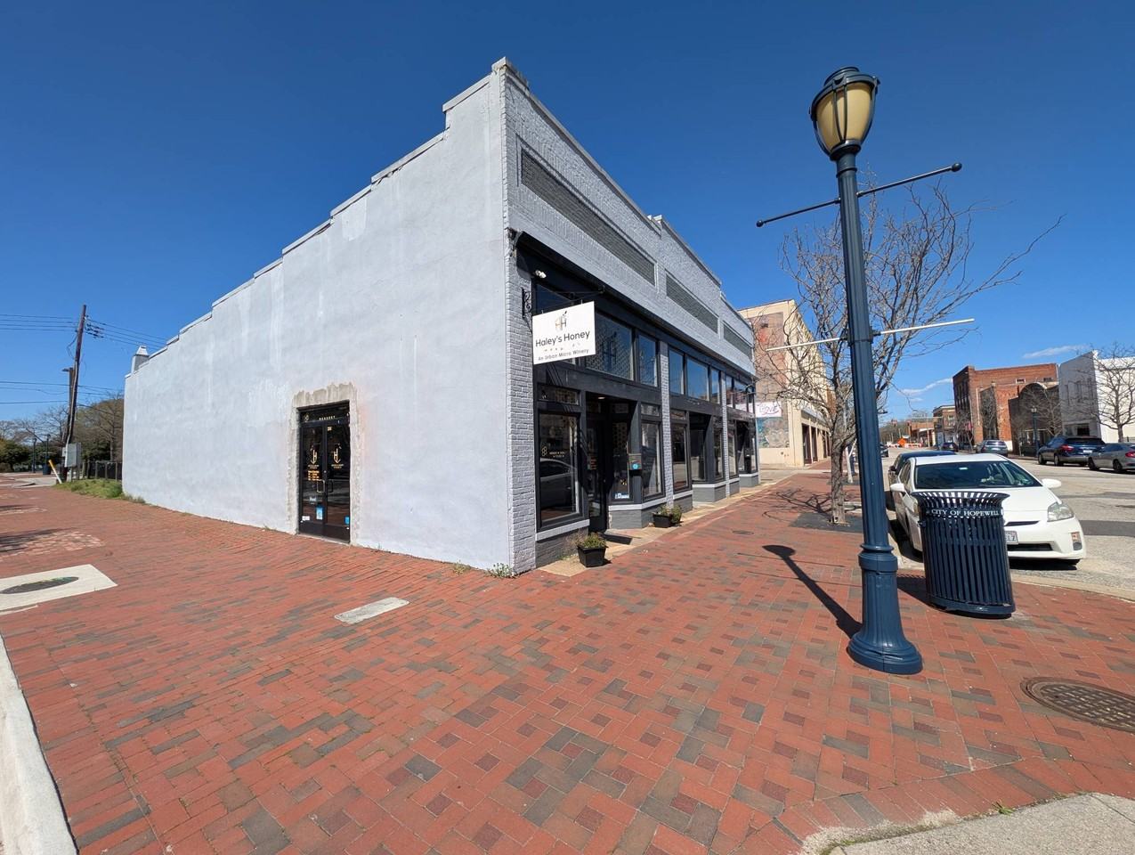 235 East Broadway Avenue #1 - Photo 3 of 12