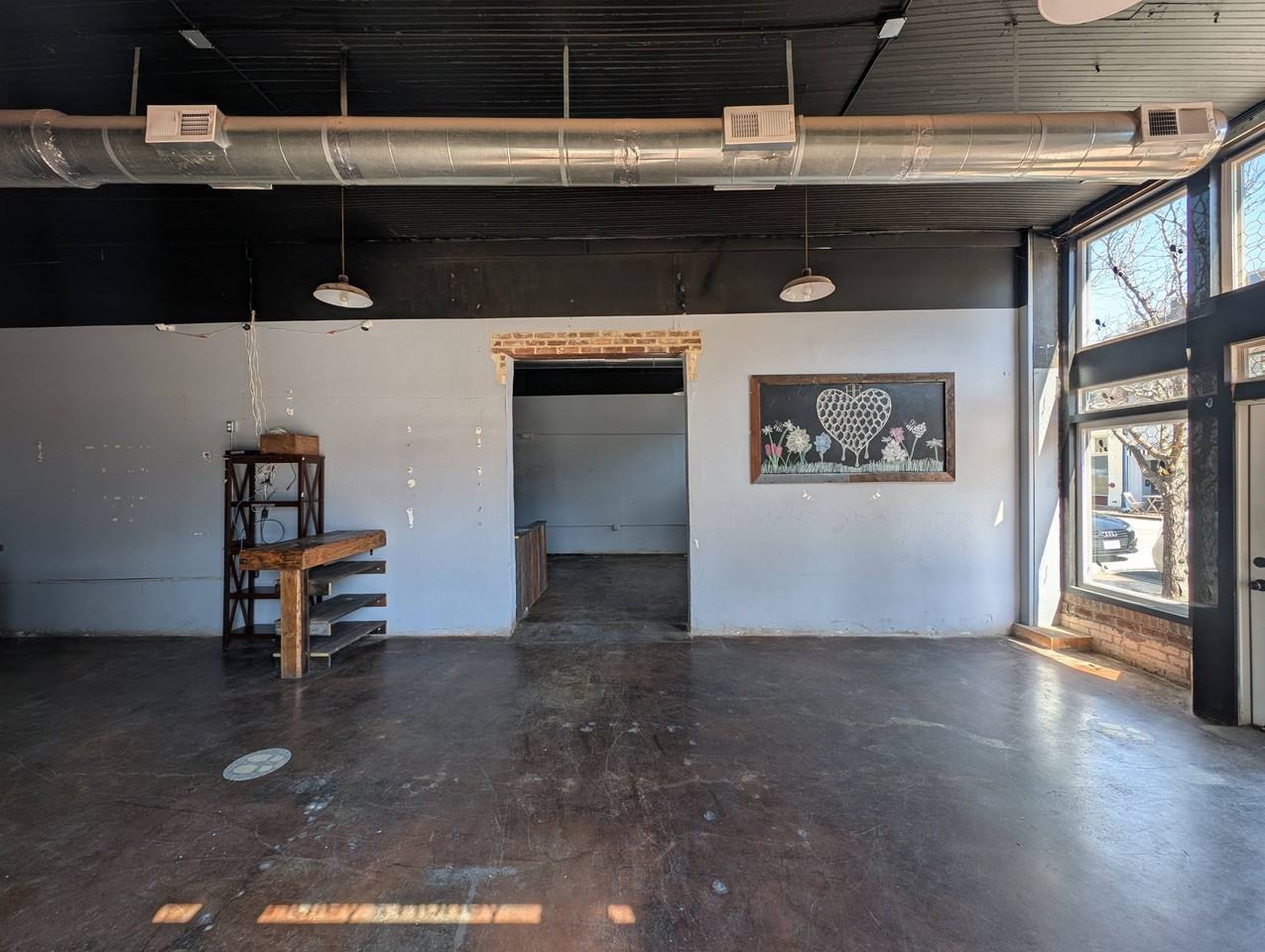 235 East Broadway Avenue #1 - Photo 7 of 12