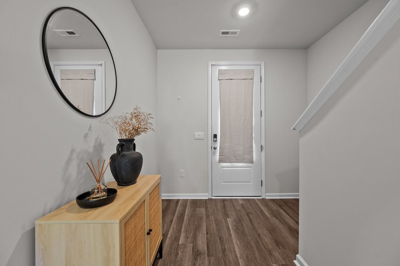 107 Delray Ct #1 - Photo 3 of 27
