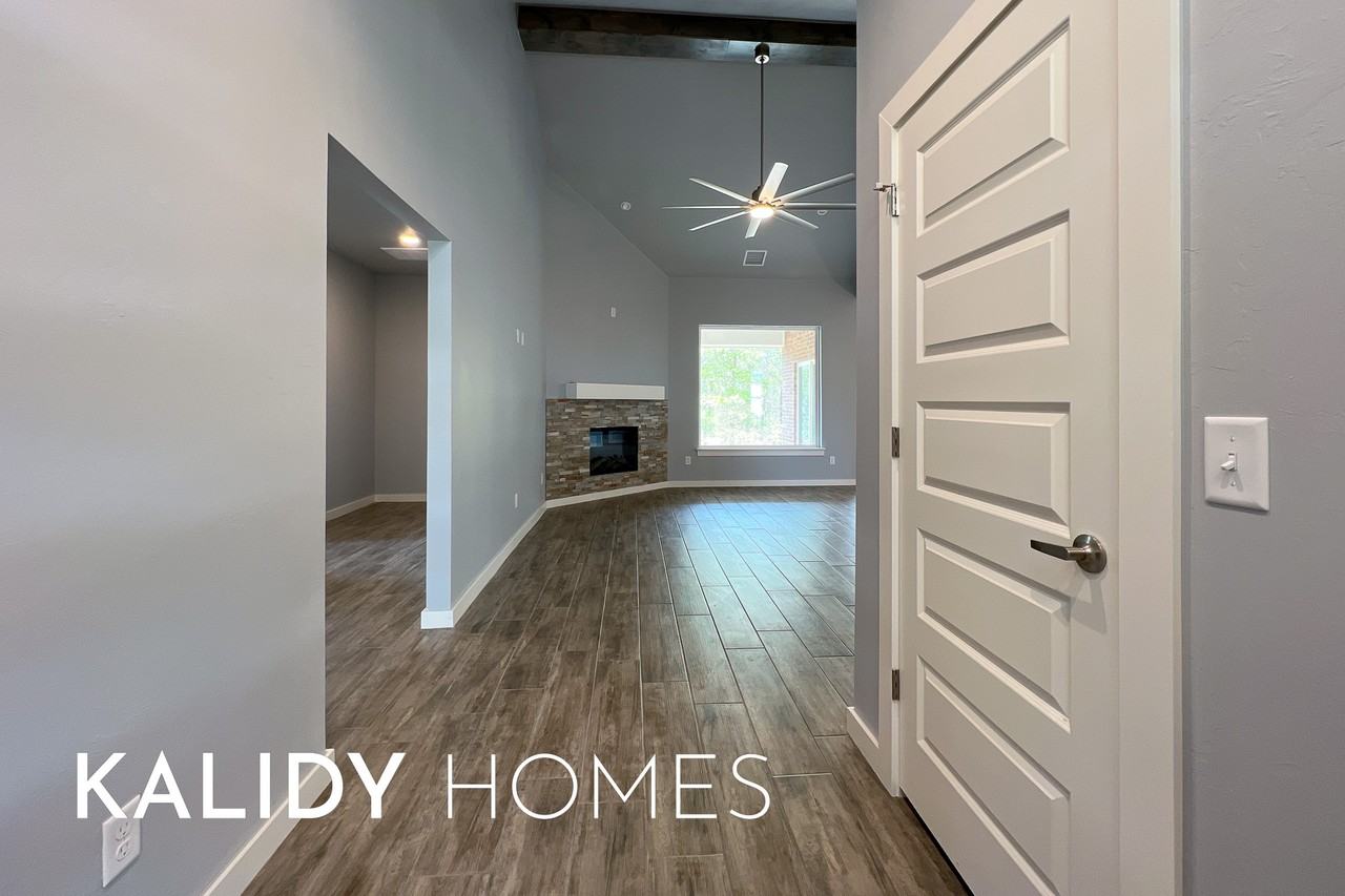 21315 Se 103rd St #1 - Photo 5 of 36