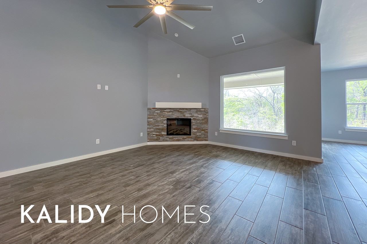 21315 Se 103rd St #1 - Photo 7 of 36