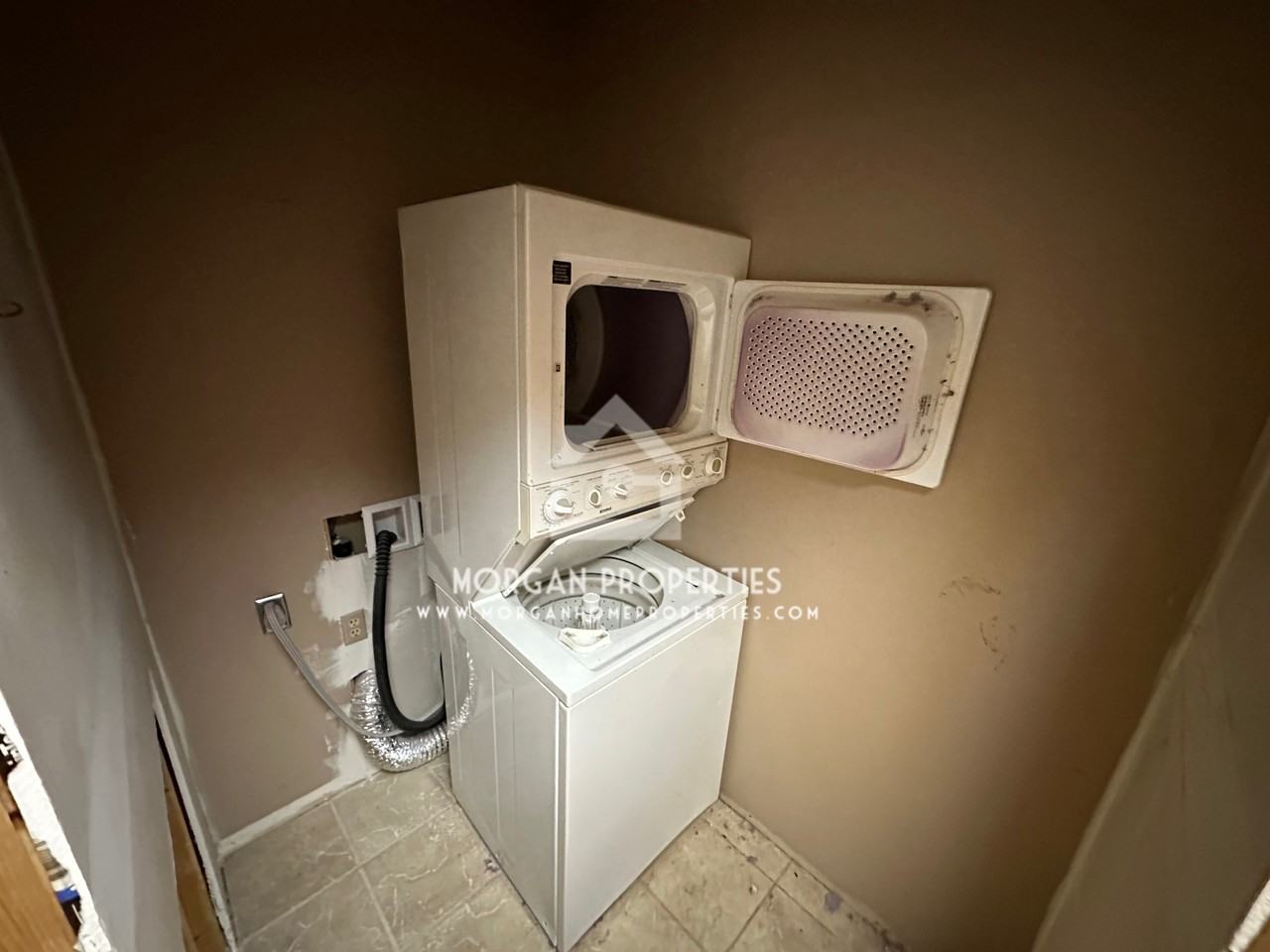 512 Locust Street - Photo 6 of 10