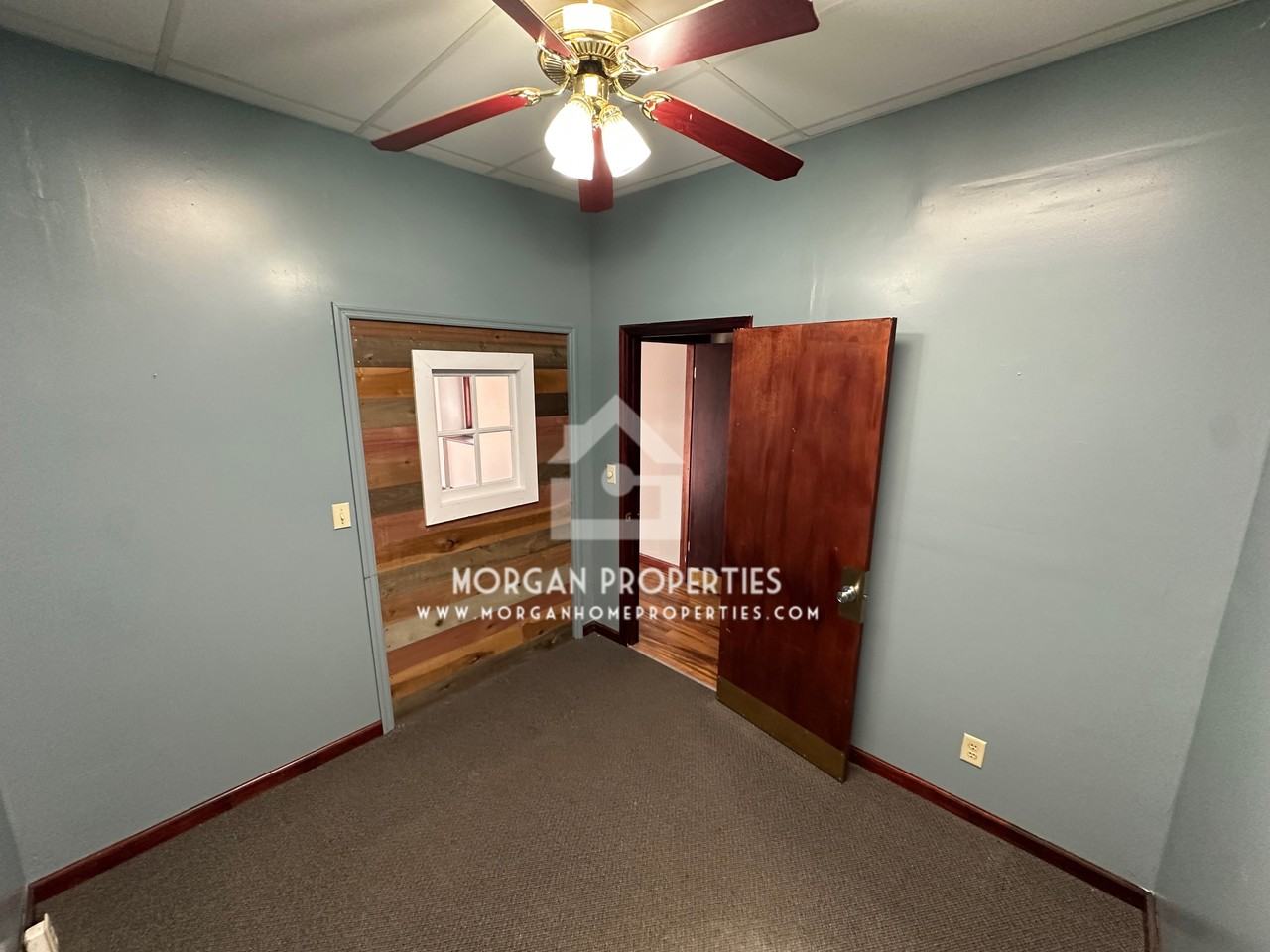 514 Locust Street - Photo 4 of 7