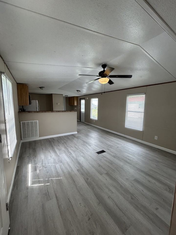 405 Debby St #1 - Photo 2 of 19