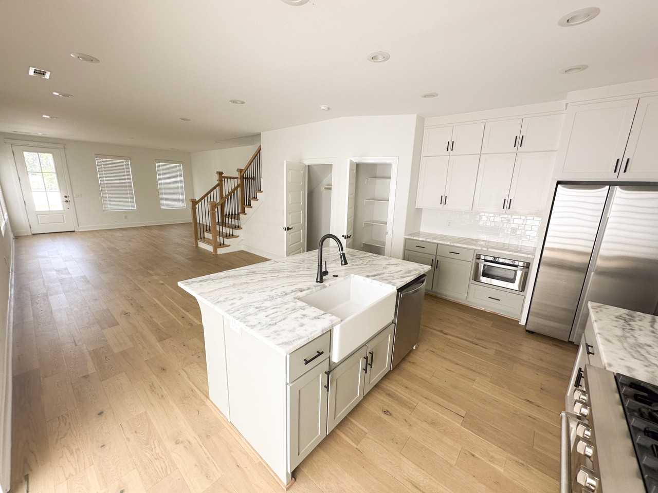 1246 W James St #2 - Photo 3 of 10