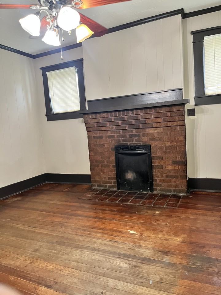 135 Hollywood Drive #2NORTH - Photo 6 of 7