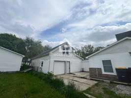 featured image of 2208 Hendricks Street #3