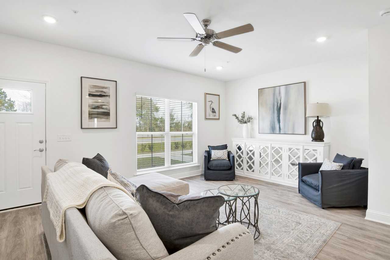 26971 Washington Boulevard #26971 - Photo 2 of 11