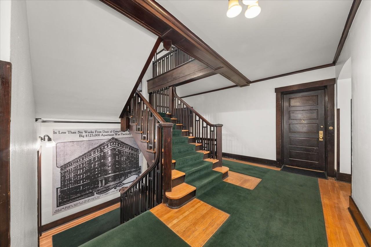 627 S Bernard St #VV11 - Photo 7 of 13