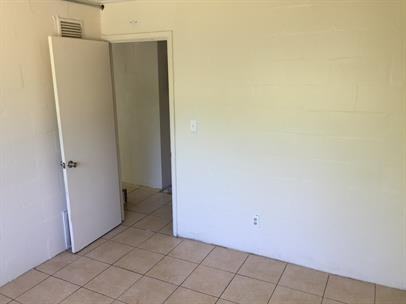 543 Division St #3 - Photo 7 of 21