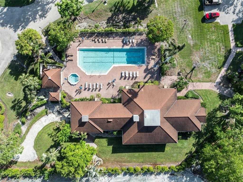 310 La Peninsula Boulevard #310 - Photo 3 of 10