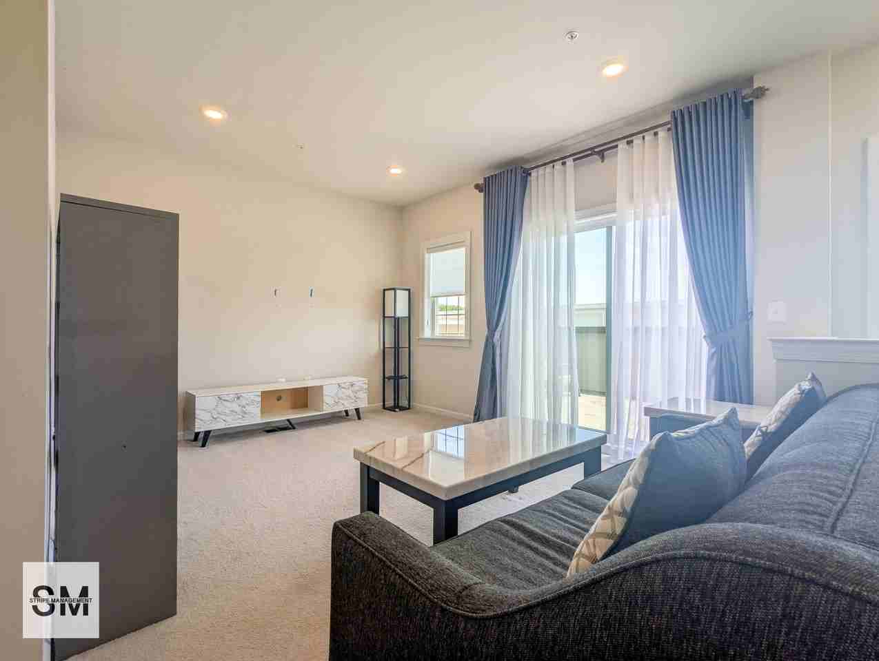 4751 Cherokee St #3 - Photo 6 of 18