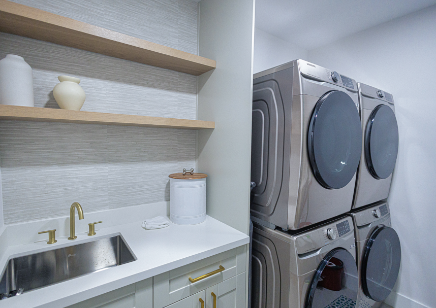 10506 Southwest 89th Place #1 - Photo 4 of 12