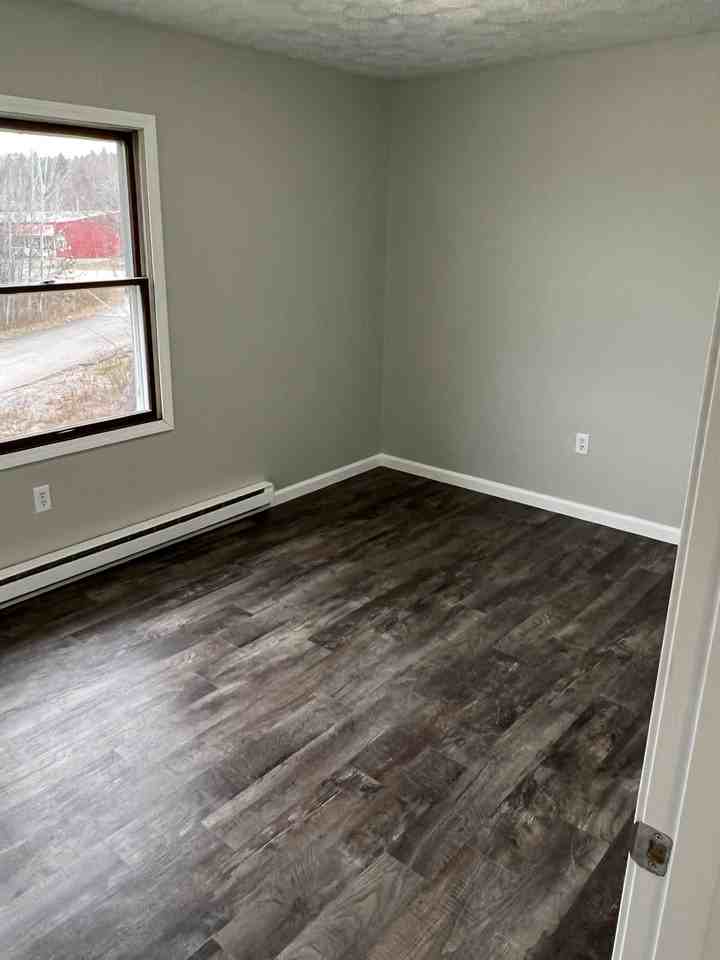 605 Lakeshore Drive #9 - Photo 7 of 8