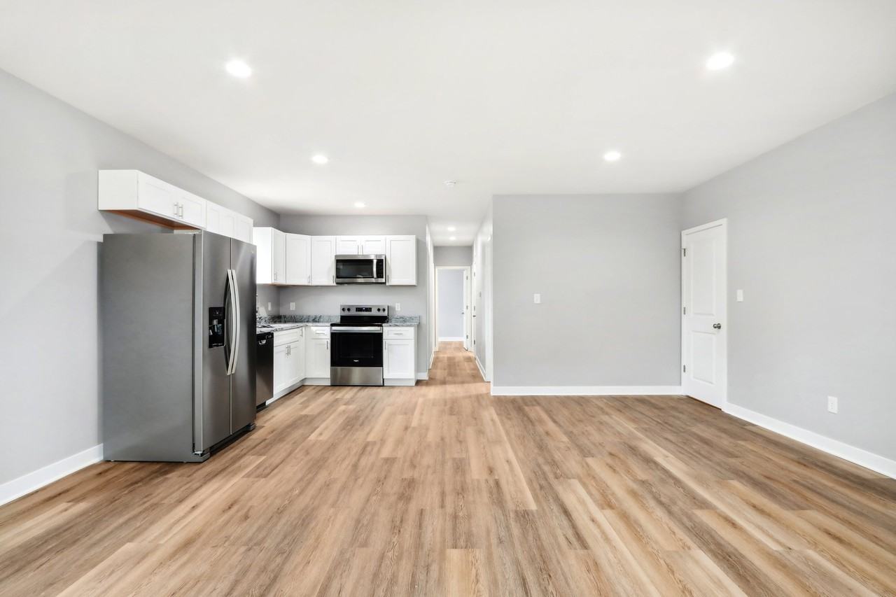 2813 N Talbott St #A - Photo 5 of 38