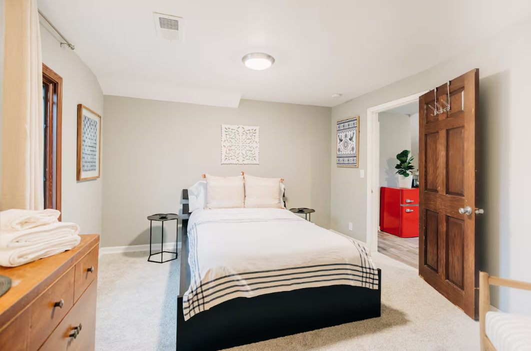 4239 Minnehaha Ave #2 - Photo 3 of 8