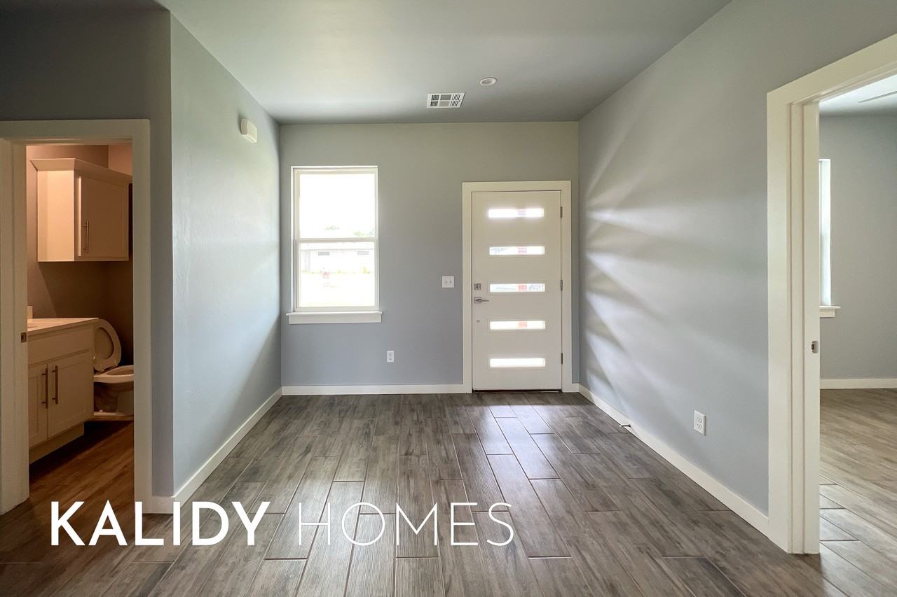 112 Olde Mill Rd #1 - Photo 4 of 36