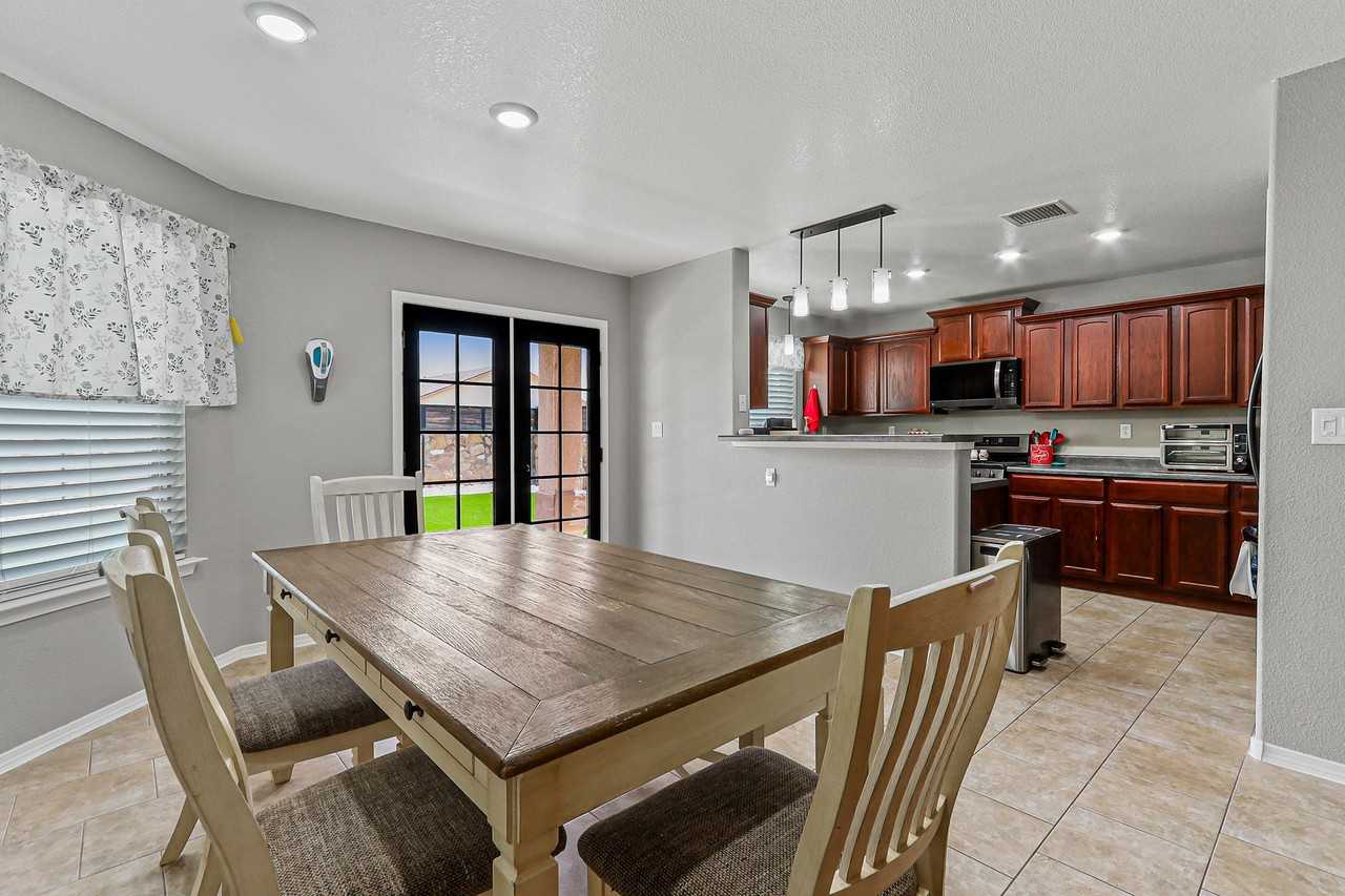 12012 Cooper Hill Place #1 - Photo 3 of 9