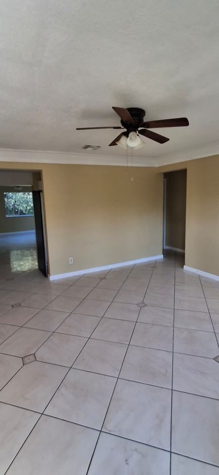 6251 Sw 41st Ct #6251 - Photo 2 of 5