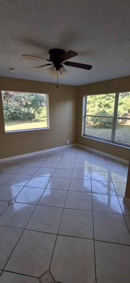 6251 Sw 41st Ct #6251 - Photo 3 of 5