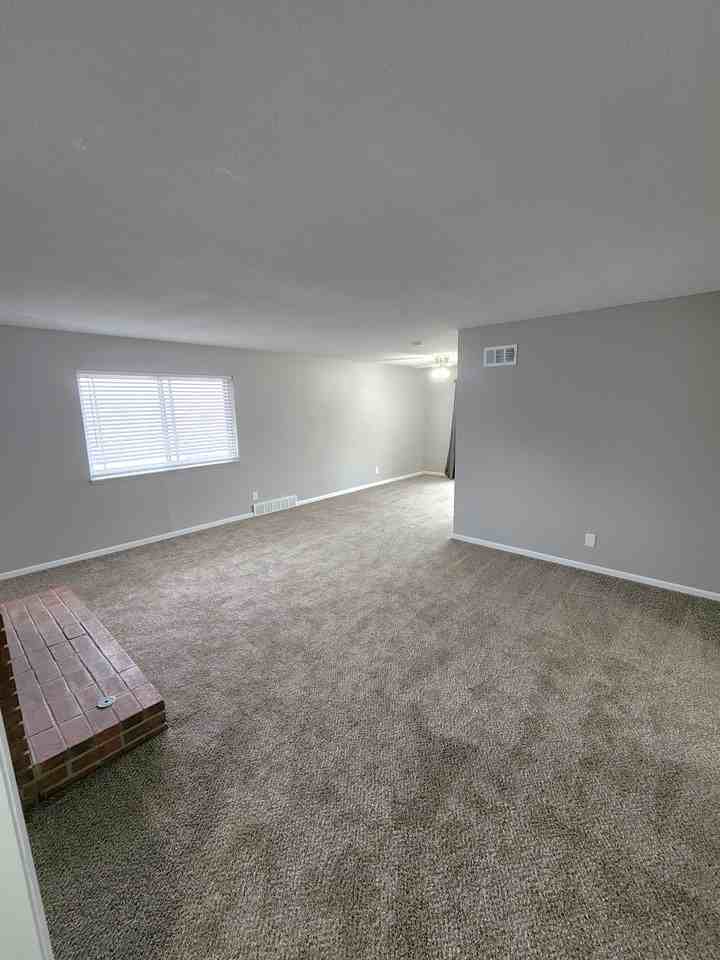 9532 Mission Rd #25 - Photo 4 of 17