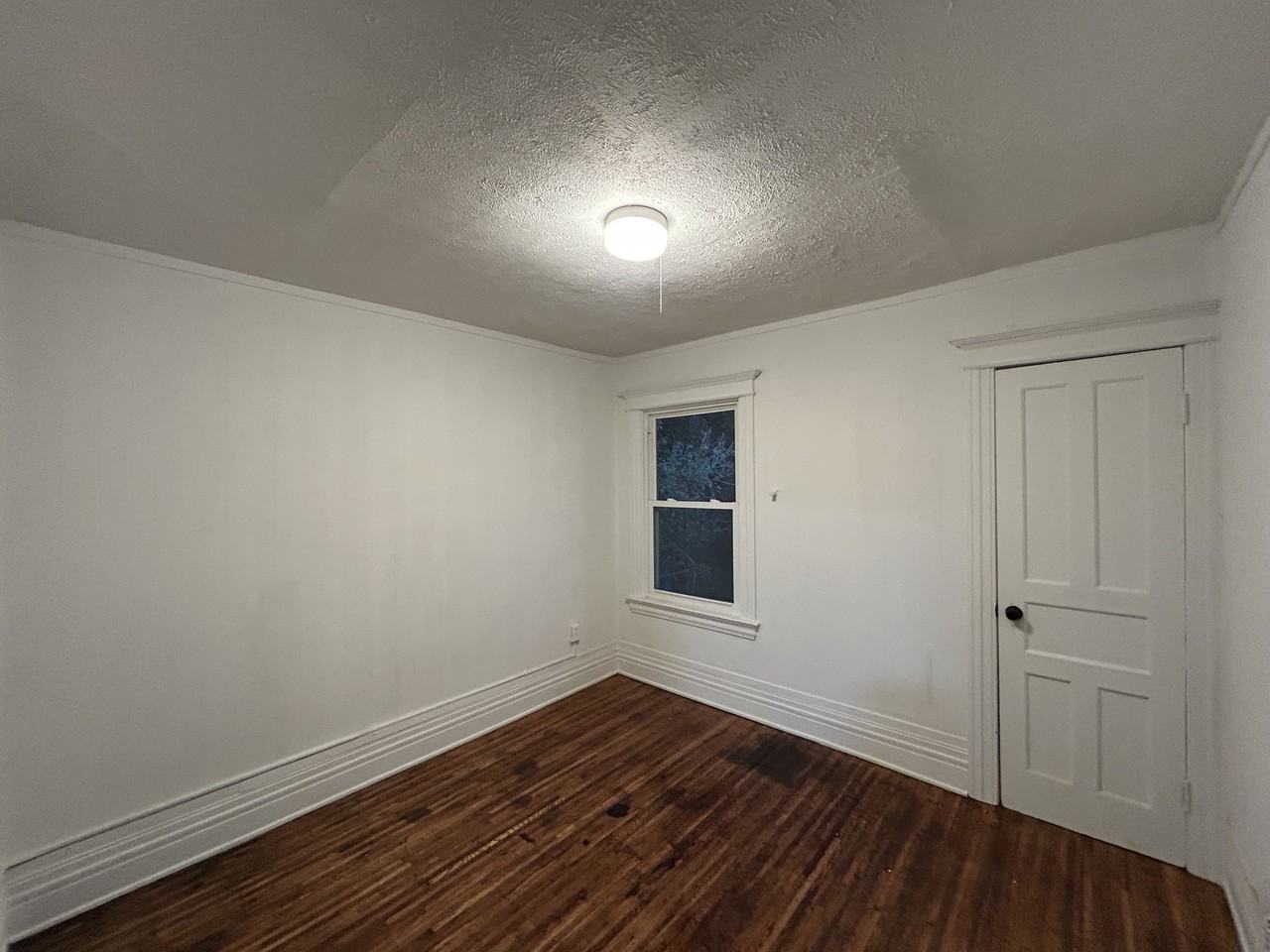 302 Grand Avenue #UP - Photo 4 of 12