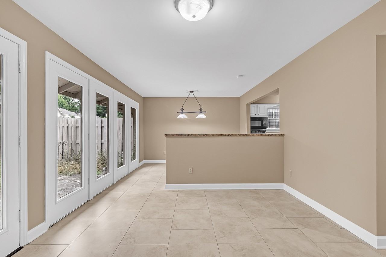 7523 Bavarian Dr #1 - Photo 4 of 29