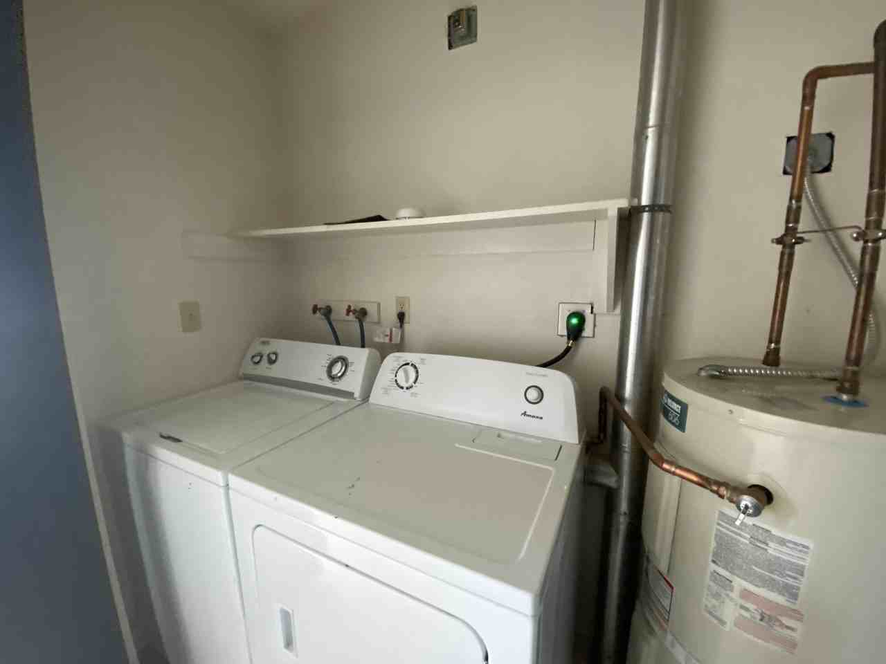 920 Elk Street - Photo 5 of 17